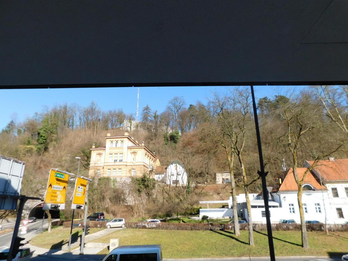 Ideal Ljubljana Homebase Екстер'єр фото